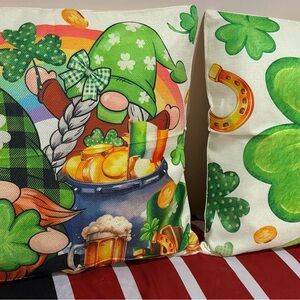 St. Patrick's Day Gnome Pillow Set